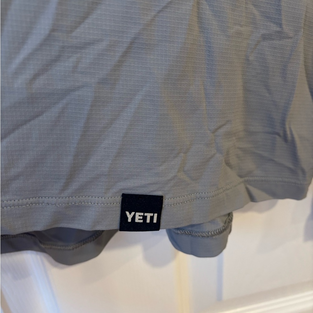 YETI MEN'S CREW NECK ULTRA LIGHTWEIGHT SUNSHIRT GREY size men's medium - Picture 7 of 11